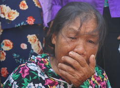 Mẹ liệt sĩ xúc động đón con trai hy sinh ở Trường Sa về quê