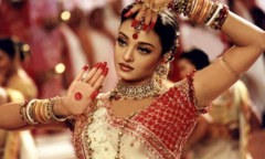 Aishwarya Rai - hoa hậu đẹp nhất thế giới và lễ cưới với cây