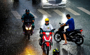 Bắc Bộ mưa dông, chấm dứt đợt nắng nóng kéo dài