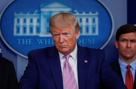Tổng thống Trump bất ngờ nhận trách nhiệm về tác động COVID-19 trên toàn nước Mỹ