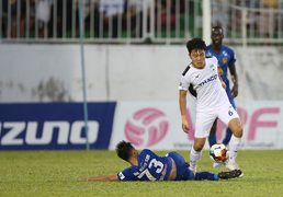 Lương Xuân Trường và màn trình diễn xuất sắc nhất V-League 2019 trước Thanh Hóa