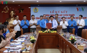 VOV ký kết phối hợp tuyên truyền với Tổng Liên đoàn Lao động Việt Nam