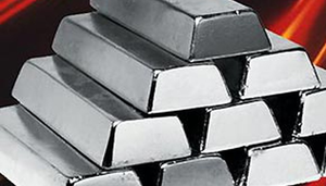 Sau vàng, đến lượt giá bạc chạm đỉnh cao kỷ lục 