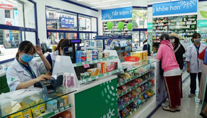 Khẩu trang y tế ở Đà Nẵng khan hiếm sau ca nghi nhiễm COVID-19