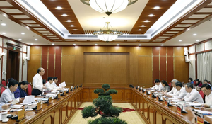 Bộ Chính trị làm việc chuẩn bị đại hội các đảng bộ trực thuộc Trung ương