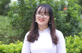 Thủ khoa ĐH Kinh tế quốc dân từng đăng ký 25 tín chỉ/kỳ, sở hữu profile cực đỉnh