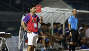 Vì sao bóng đá Nam Định hay bức xúc với trọng tài?