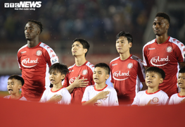 CLB TP.HCM: Chưa đủ lông đủ cánh, sao vội mơ tới bầu trời?