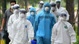 Hàng trăm lao động tại Uzbekistan mong về nước sớm