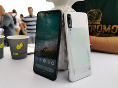 Điểm mặt 6 điện thoại thông minh, sang trọng nhưng giá cả bình dân