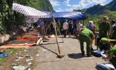 Lật xe chở cựu học sinh họp lớp ở Quảng Bình: 15 người chết, 3 người nguy kịch