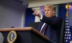 Sắp bão siêu mạnh, ông Trump tuyên bố tình trạng khẩn cấp ở Hawaii