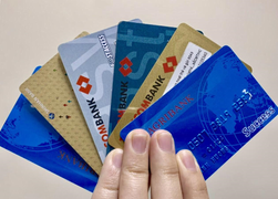 Đẩy mạnh chi trả lương hưu, trợ cấp BHXH và BHTN không dùng tiền mặt 