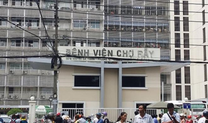 Vì sao không cần phong tỏa Bệnh viện Chợ Rẫy?