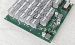 Trung Quốc ồ ạt nhập chip điện tử Hong Kong 
