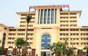 Vì sao hơn 3.400 sinh viên ĐH Kinh doanh và Công nghệ Hà Nội bị buộc thôi học?