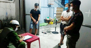 Phạt 7 thanh niên ở Đà Nẵng tụ tập ăn nhậu bất chấp lệnh chống dịch COVID-19