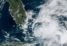 Siêu bão Isaias sắp đổ bộ, ông Trump tuyên bố tình trạng khẩn cấp ở Florida 