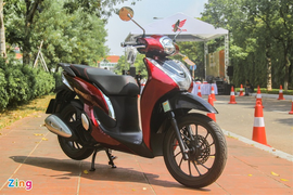 Honda SH Mode 2020 về đại lý, 'đội' giá bán 14 triệu 