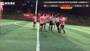 Video: Cầu thủ Trung Quốc đánh lén thô bạo khiến trọng tài nằm sân