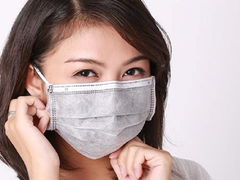 4 sai lầm khi đeo khẩu trang rất nhiều người mắc phải