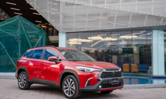 Khách đặt hàng Corolla CROSS phải mua thêm phụ kiện: Toyota lên tiếng
