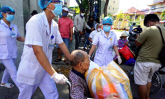 Dỡ phong tỏa Bệnh viện C Đà Nẵng: Thời khắc của xúc động, hạnh phúc