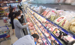 Hệ thống siêu thị Co.opmart đồng loạt giảm giá các nhu yếu phẩm