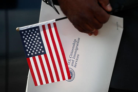 Vì sao có lượng kỷ lục người Mỹ từ bỏ quốc tịch?