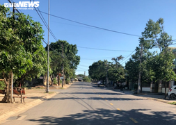 Đường phố TP Đông Hà vắng vẻ, hàng quán đóng cửa trước giờ giãn cách xã hội