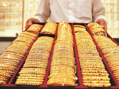 Bốc hơi liên tiếp, giá vàng mất mốc 59 triệu đồng