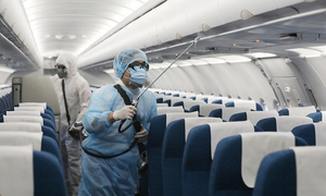 Ba chuyến bay đưa hơn 700 khách du lịch mắc kẹt ở Đà Nẵng về Hà Nội, TP.HCM