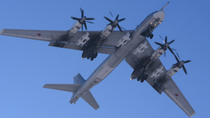 Oanh tạc cơ Tu-95MSM mang tên lửa hành trình bay thử nghiệm vào tháng 8