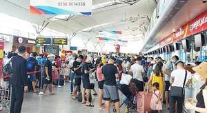 7 chuyến bay đưa 1.453 du khách rời Đà Nẵng về TP.HCM và Hà Nội