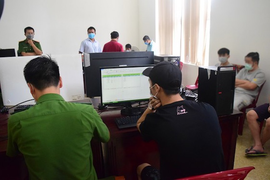 Phát hiện nhóm 7 người Trung Quốc đánh bạc hơn 35 tỷ đồng tại Huế