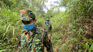 Theo chân bộ đội biên phòng Lạng Sơn ngăn chặn người nhập cảnh trái phép