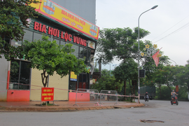 Con rể của ca nghi nhiễm COVID-19 ở Hà Nội có biểu hiện ho, sốt