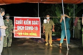 Phát hiện ca nghi nhiễm COVID-19, Hải Dương cách ly một thôn