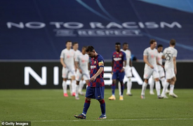 Cựu danh thủ MU: Messi không nên phí phạm thời gian ở Barca