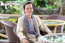 Một ngày trên phim trường của Hoài Linh 