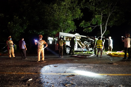 Người lái xe khách gây tai nạn làm 8 người chết ở Bình Thuận là 'lơ xe'