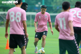 HLV Chu Đình Nghiêm: Văn Hậu chấn thương, Hà Nội FC ảnh hưởng rất nhiều