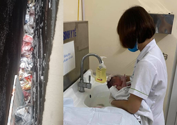 Sức khỏe bé trai sơ sinh bị vứt bỏ trong khe tường ở Hà Nội giờ ra sao?