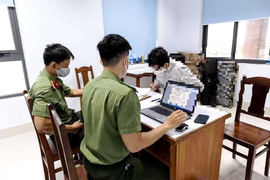 Sản phụ ‘đẻ rớt’ ngay cổng bệnh viện ở Đà Nẵng: Triệu tập người đưa tin sai lệch