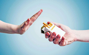 Hút thuốc lá càng dễ mắc COVID-19