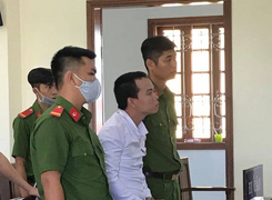 Phạt 20 năm tù giam kẻ dùng dao uy hiếp để giở trò đồi bại với bé gái 10 tuổi