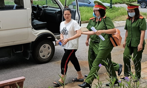 Nữ giám đốc giết người tình lĩnh 20 năm tù