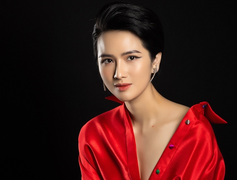 Cao Thùy Dương kể nỗi ê chề quá khứ biến cô thành 'con nghiện hàng hiệu'