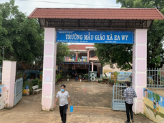 Học sinh chưa biết mặt cô, trường mầm non ở Đắk Lắk đã bắt đóng tiền