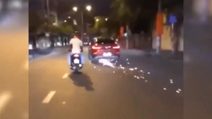 Nữ tài xế lái BMW gây tai nạn rồi bỏ chạy náo loạn đường phố Sài Gòn